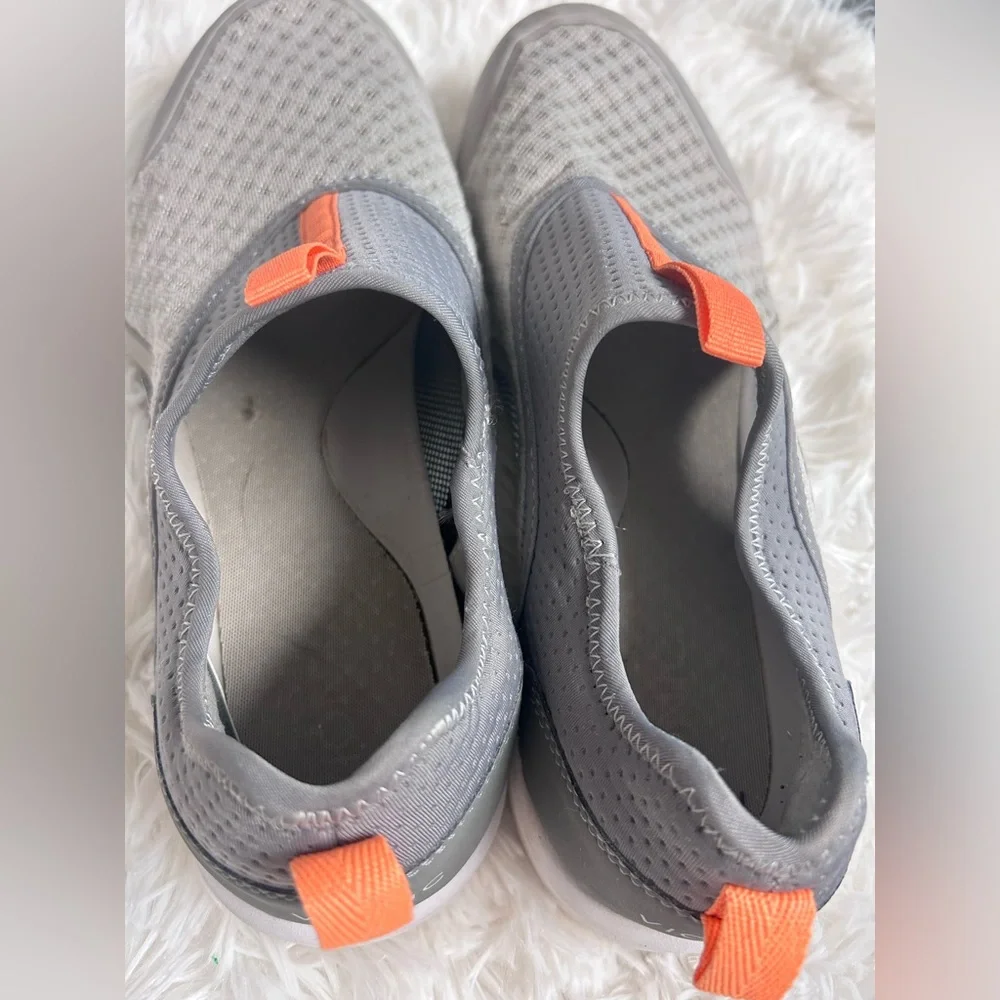 Vionic Yvonne Gray Orange Slip-On Athletic Sneakers Shoes Women US 10